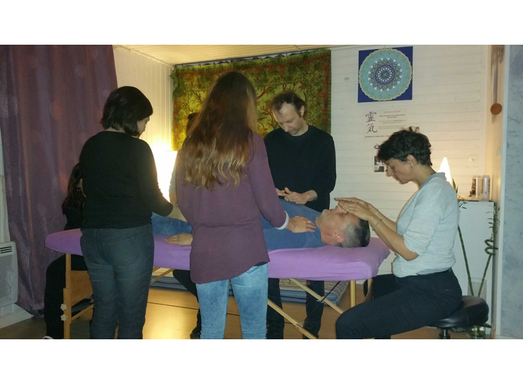 énergie Reiki en groupe